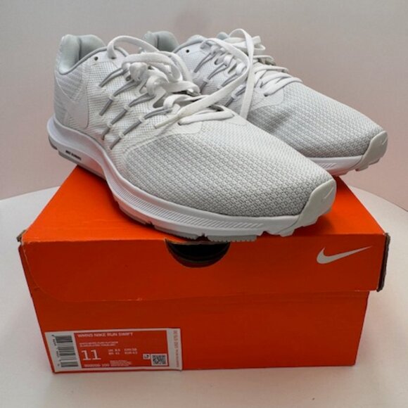 Nike Womens Run Swift White/White-Pure Platinum - Size 11 - Picture 2 of 6